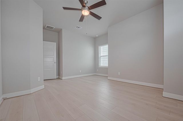8917 Grovner Place, Houston, TX 77055