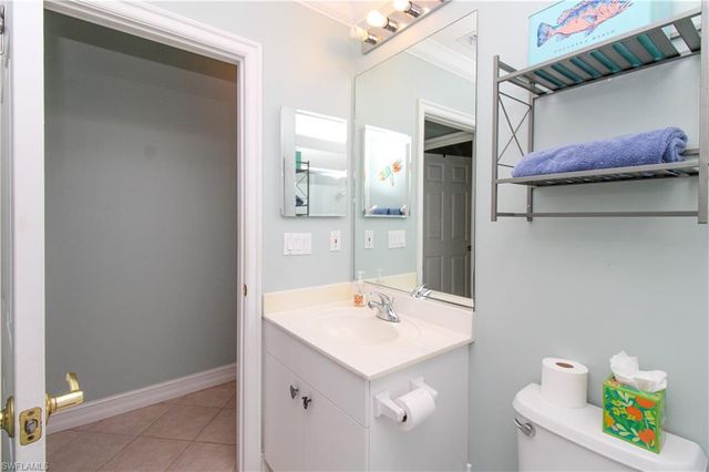 817 Carrick Bend CIR 101, Naples, FL 34110