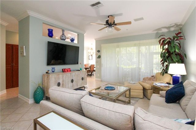 817 Carrick Bend CIR 101, Naples, FL 34110