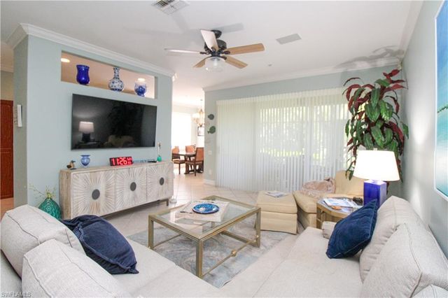 817 Carrick Bend CIR 101, Naples, FL 34110