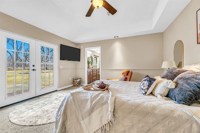 9807 Ravenswood Road, Granbury, TX 76049