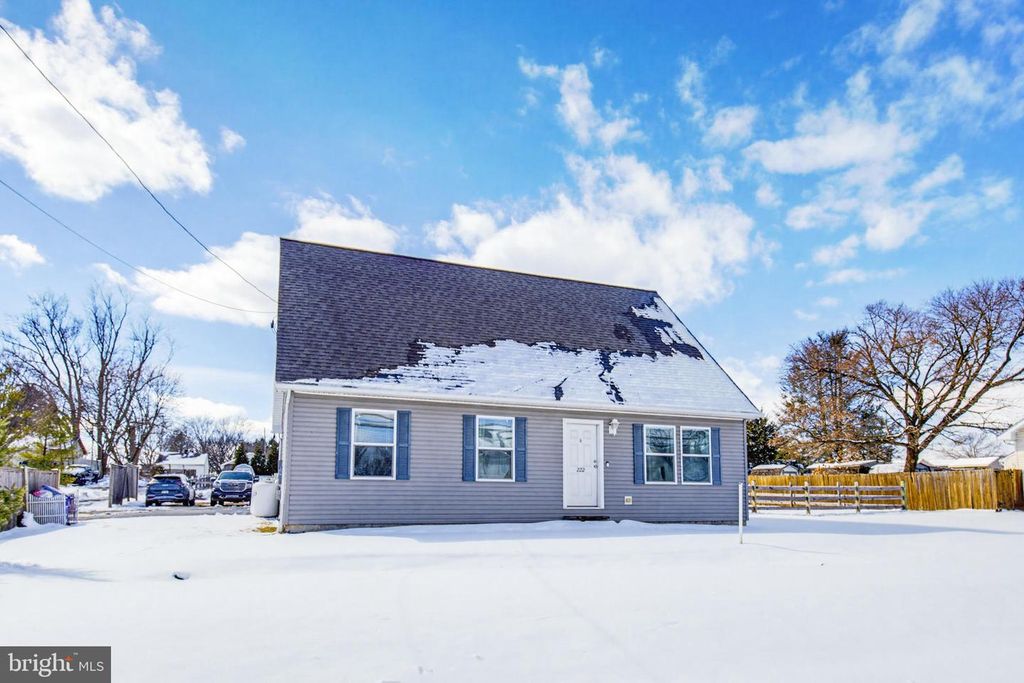 Image 1 of property listing at 222 COCHRAN ST, Cochranville, PA 19330