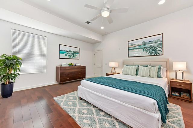 133 Crest View DR, Lakeway, TX 78734