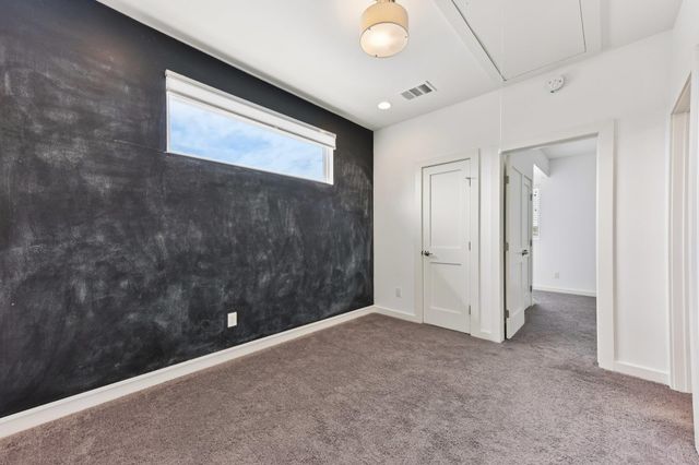 133 Crest View DR, Lakeway, TX 78734