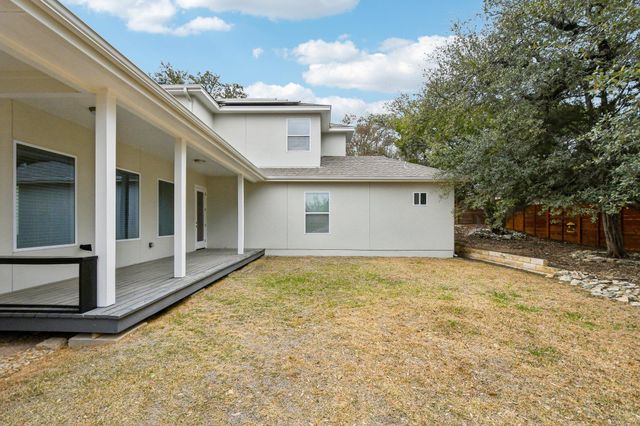 133 Crest View DR, Lakeway, TX 78734