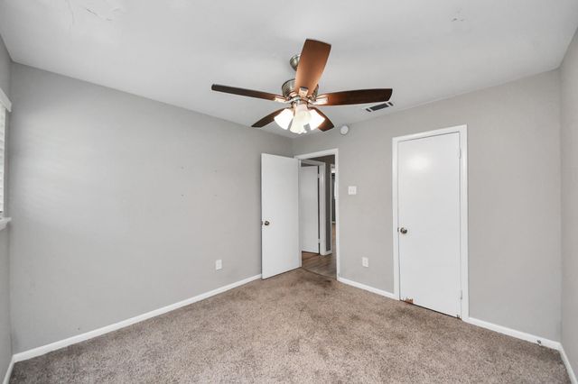 5815 Effingham Drive, Houston, TX 77035