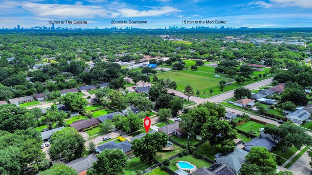 5815 Effingham Drive, Houston, TX 77035
