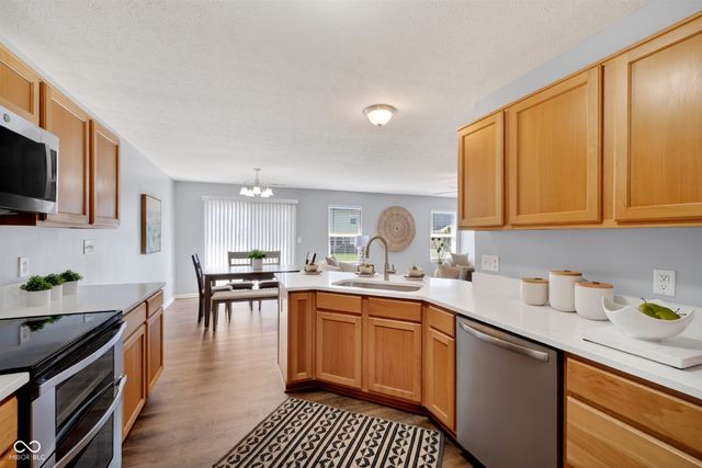 8167 Dartmoth Lane, Avon, IN 46123