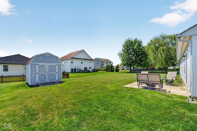 8167 Dartmoth Lane, Avon, IN 46123