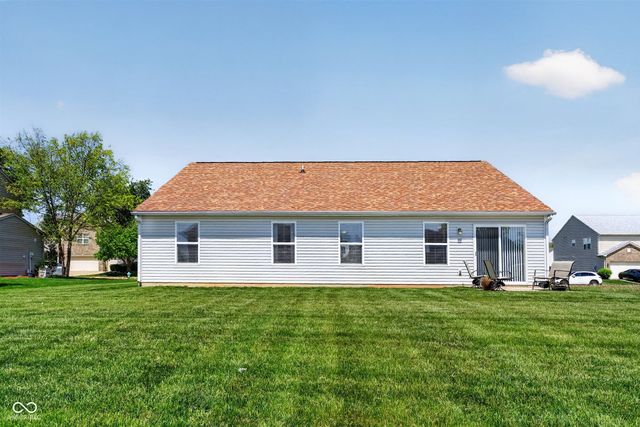 8167 Dartmoth Lane, Avon, IN 46123