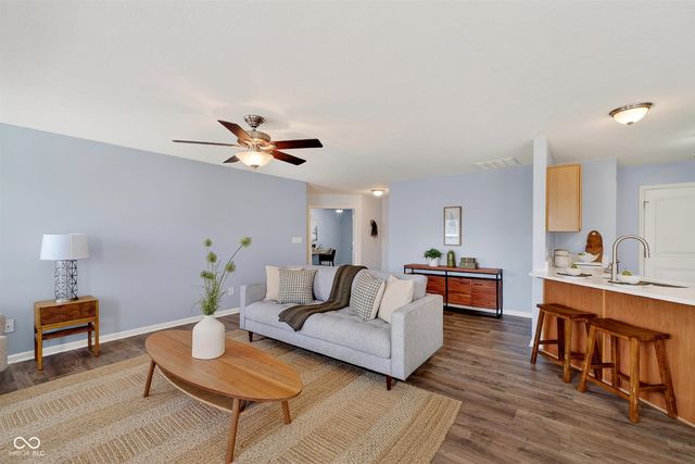 8167 Dartmoth Lane, Avon, IN 46123