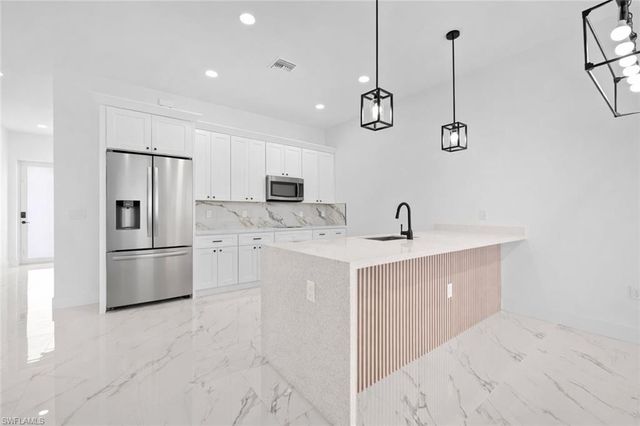 1024 Diplomat PKWY E 26, Cape Coral, FL 33909