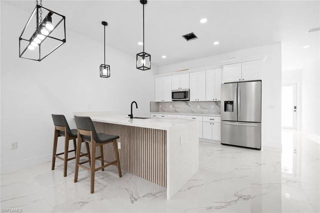 1024 Diplomat PKWY E 26, Cape Coral, FL 33909