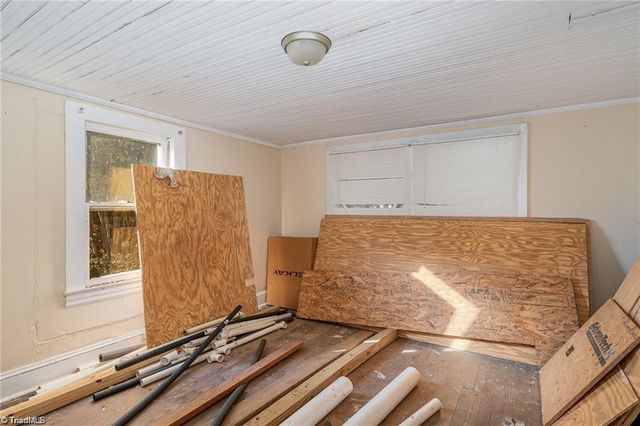 1053 N Scales Street, Reidsville, NC 27320