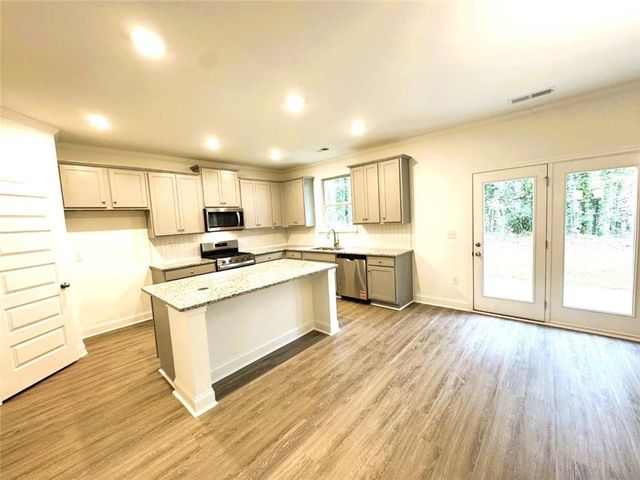 2102 Orchid Lane, Lithia Springs, GA 30122