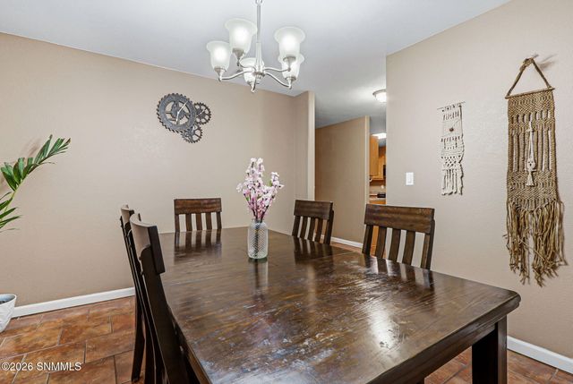 5722 Pecan Lane, Las Cruces, NM 88011