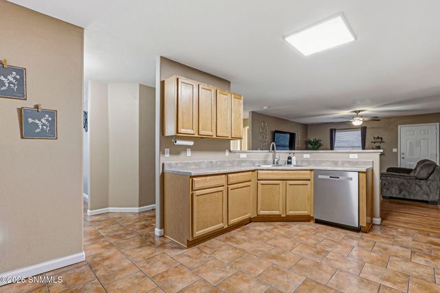 5722 Pecan Lane, Las Cruces, NM 88011