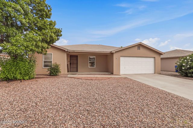 5722 Pecan Lane, Las Cruces, NM 88011