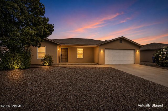 5722 Pecan Lane, Las Cruces, NM 88011