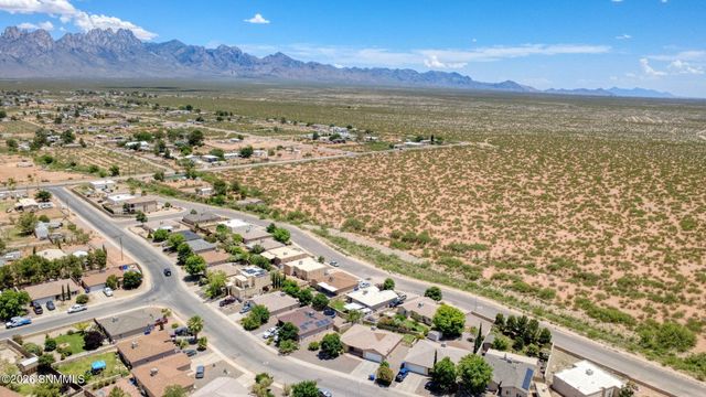 5722 Pecan Lane, Las Cruces, NM 88011