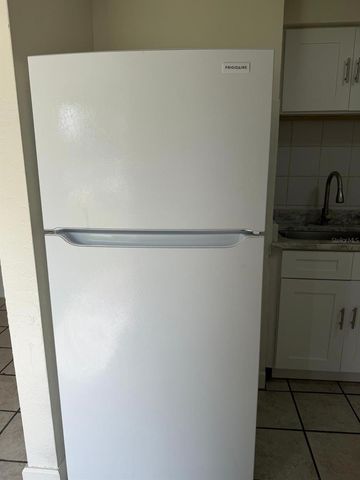 4250 46TH, St Petersburg, FL 33714