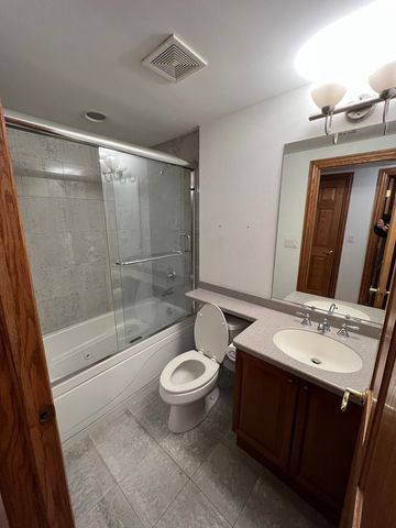 4051 N Kenmore Avenue GS, Chicago, IL 60613