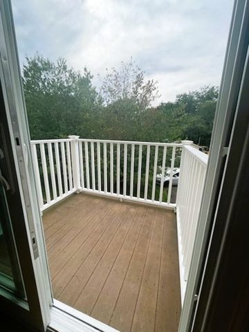 1371 Mendon Road 25, Woonsocket, RI 02895
