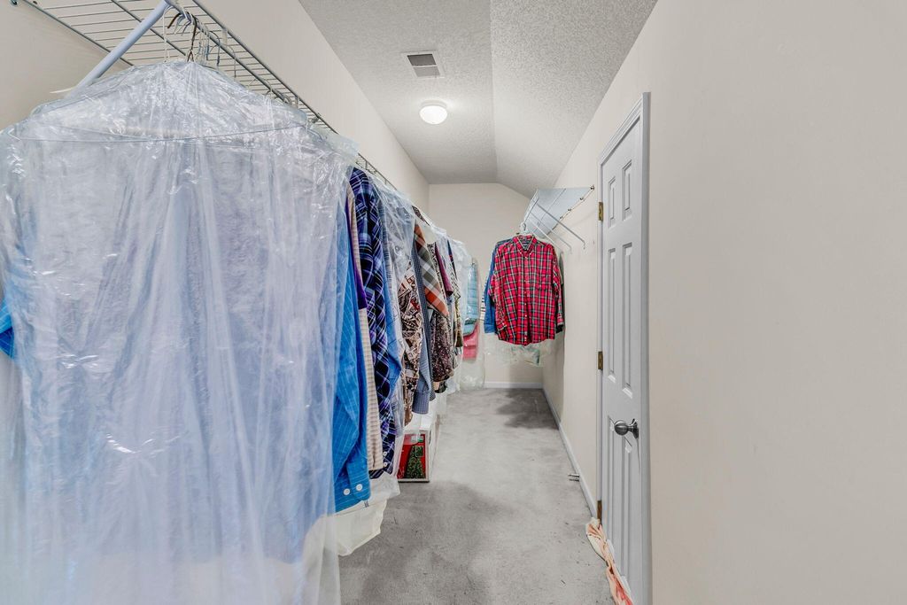 Image 21 of property listing at 112 Avoncliff Court, Summerville, SC 29483