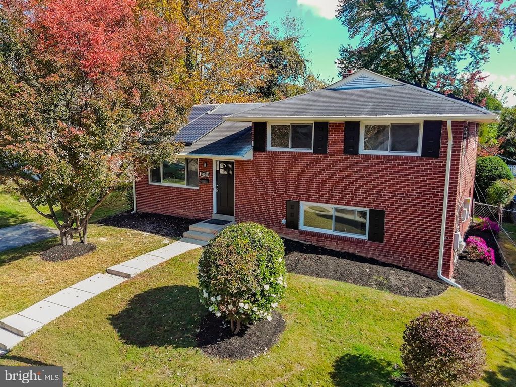 10309 CONOVER DR, Silver Spring, MD 20902