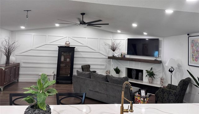 8625 WOODCREST DRIVE, Port Richey, FL 34668