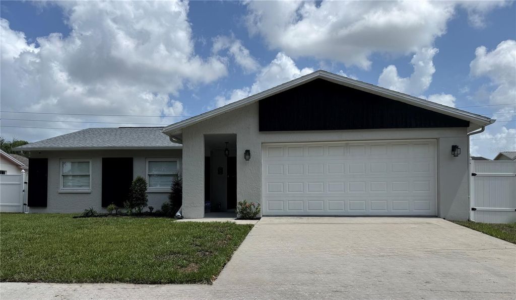 8625 WOODCREST DRIVE, Port Richey, FL 34668