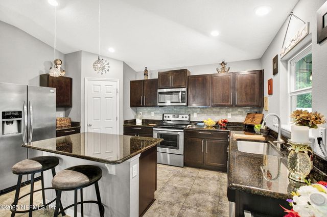 7310 STEVENTON Way, Jacksonville, FL 32244