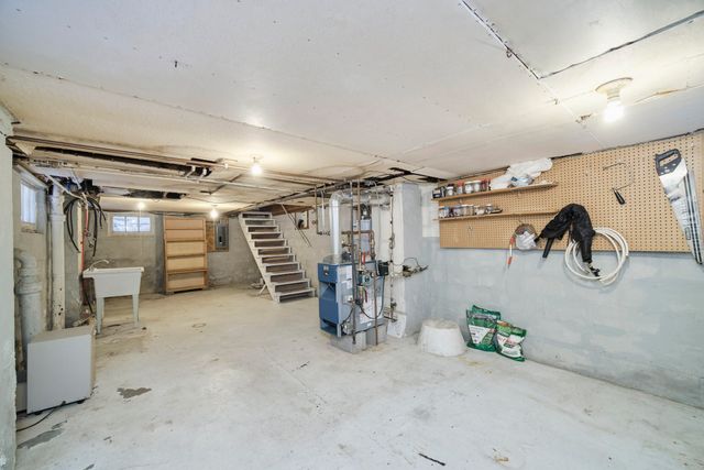 216 1st Avenue, Manistee, MI 49660