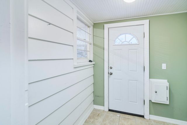 216 1st Avenue, Manistee, MI 49660