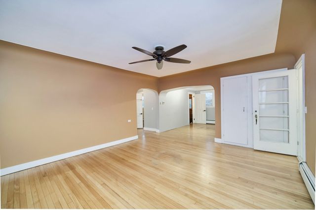 216 1st Avenue, Manistee, MI 49660