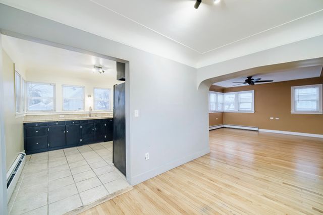 216 1st Avenue, Manistee, MI 49660