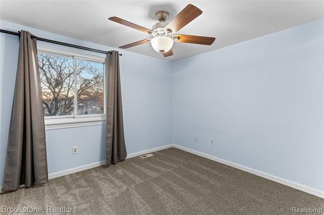 37643 Douglas Court, Sterling Heights, MI 48310