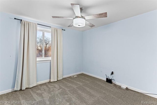 37643 Douglas Court, Sterling Heights, MI 48310