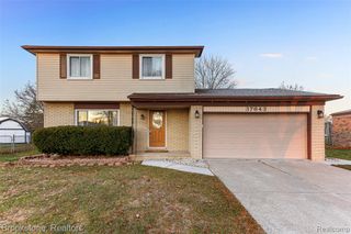 37643 Douglas Court, Sterling Heights, MI 48310