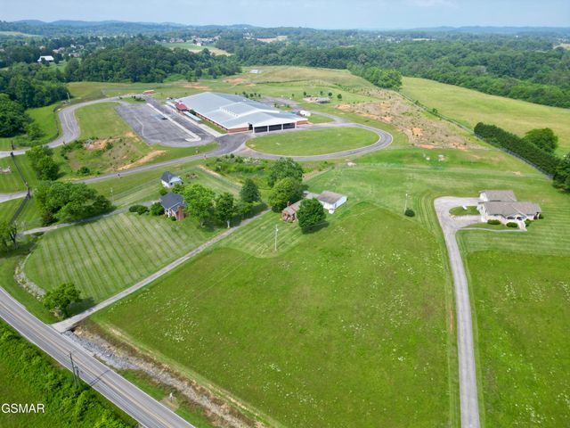 1575 Burnett Station Road, Seymour, TN 37865