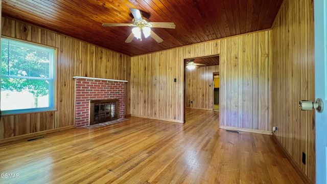 1575 Burnett Station Road, Seymour, TN 37865