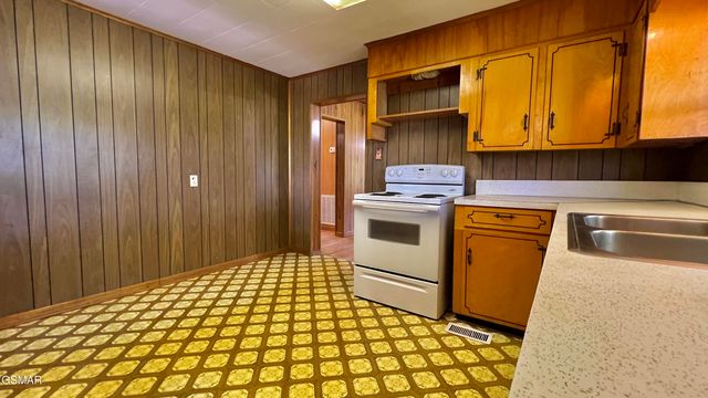 1575 Burnett Station Road, Seymour, TN 37865
