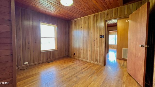 1575 Burnett Station Road, Seymour, TN 37865