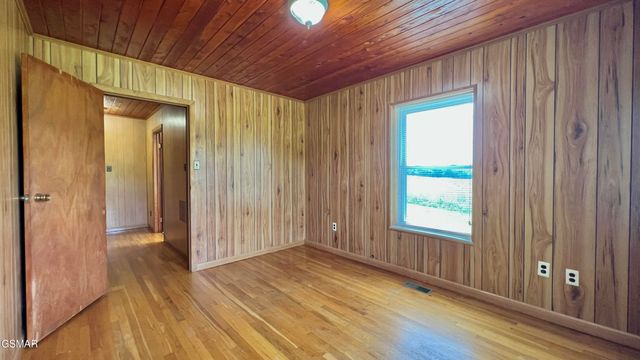 1575 Burnett Station Road, Seymour, TN 37865