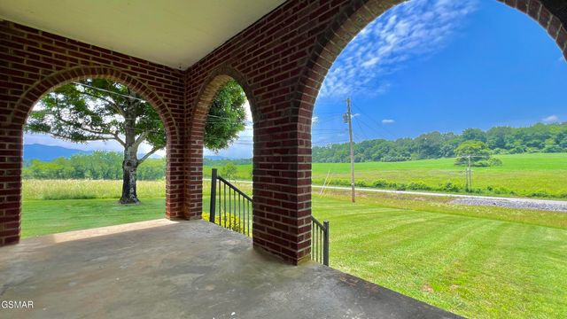 1575 Burnett Station Road, Seymour, TN 37865