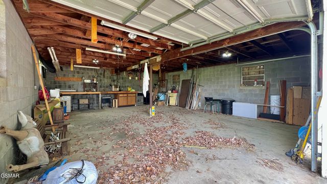 1575 Burnett Station Road, Seymour, TN 37865