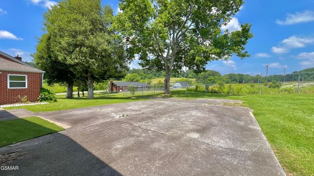 1575 Burnett Station Road, Seymour, TN 37865