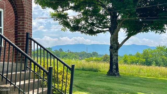1575 Burnett Station Road, Seymour, TN 37865