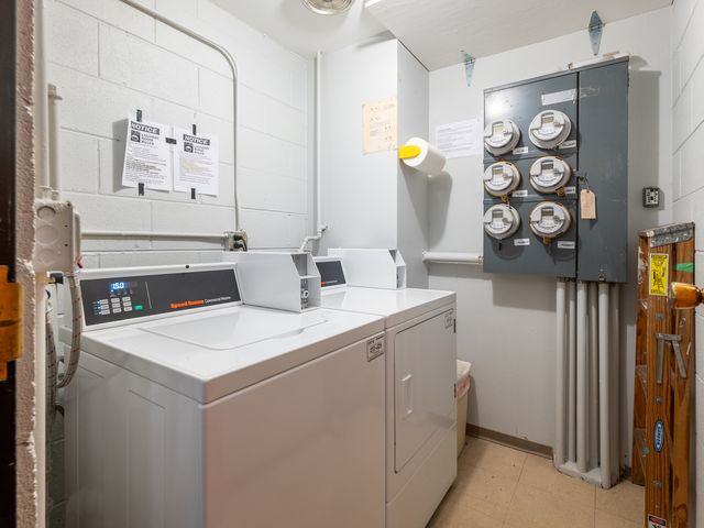 8005 W OConnor Drive 4E, River Grove, IL 60171