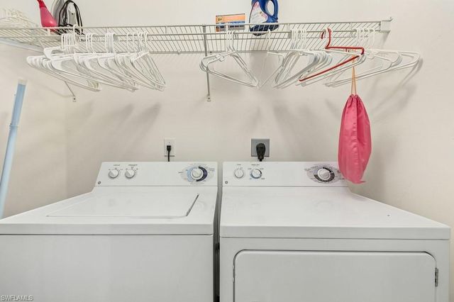 8381 Village Edge CIR # 3, Fort Myers, FL 33919